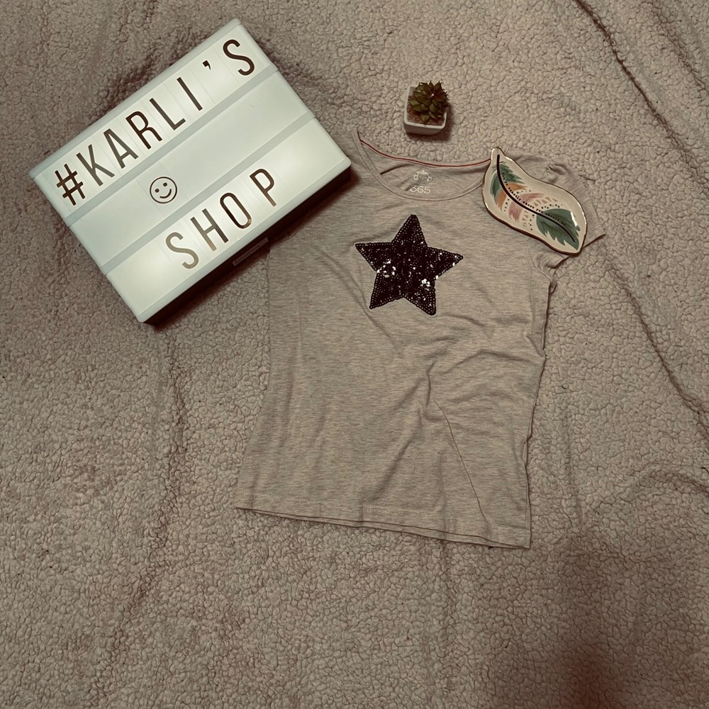 A kids shirt